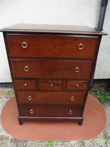 Stag minstrel mahogany chest - stag,