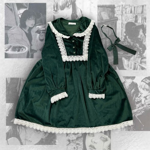 Dark green vintage gothic - dark,