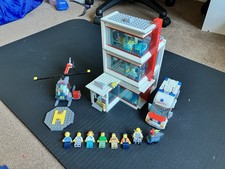 LEGO CITY HOSPITAL 60204