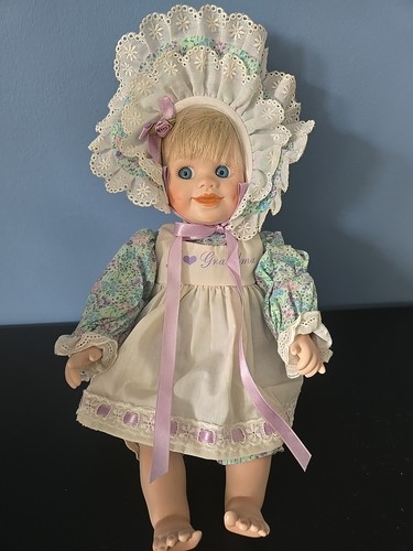 Ashton drake holly - holly, bonnet