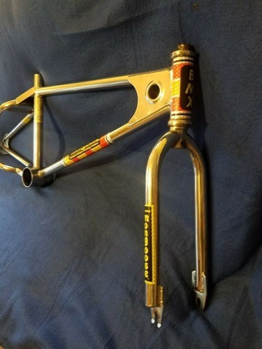 1982 mongoose frame - &, fork