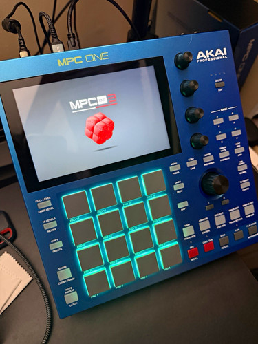 Akai mpc one gen 256gb - mpc,