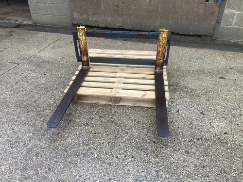 Pallet forks with wide - pallet,