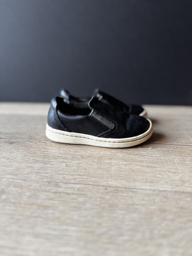 Clarks black active - air, shoes