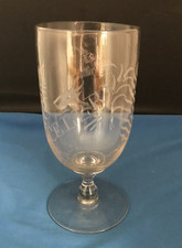 Late Victorian/Edwardian Glass Celery Vase