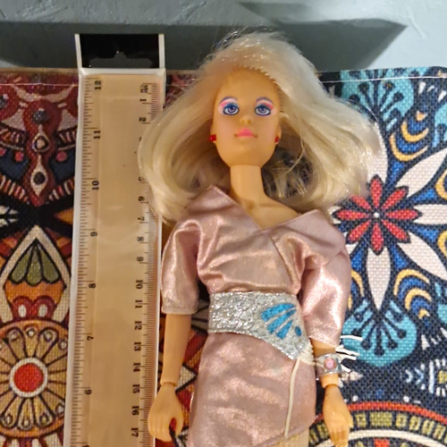 Doll from 1985 vintage jem - 1985,
