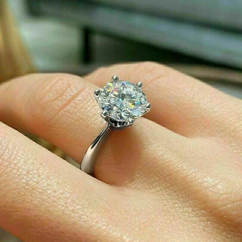Round cut moissanite - 2, ct