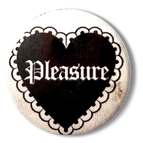 Pleasure heart pin badge 25mm - heart,