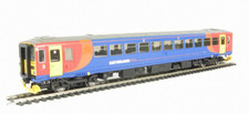 Hornby R2792 Class 153 single car DMU 153374 in East Midlands Trains livery-DCC