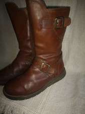 Moshulu Womens Dark Tan