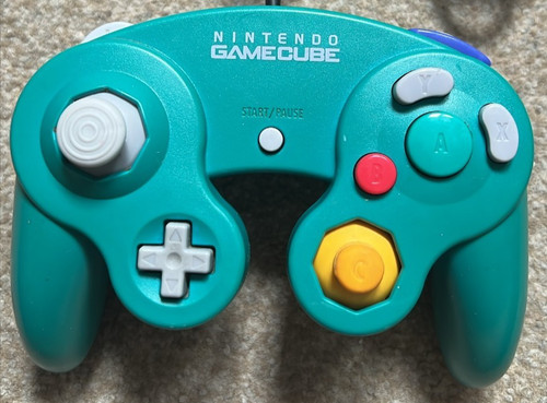 Official nintendo gamecube - nintendo,