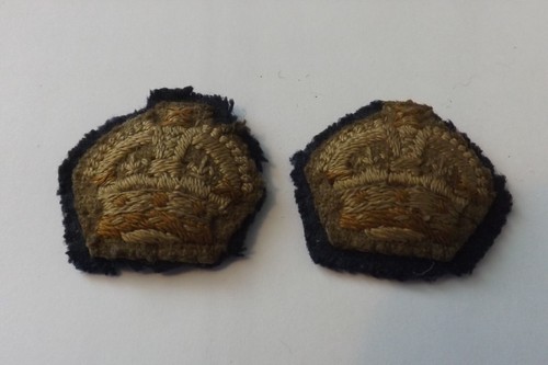 Military cloth badges - 2,