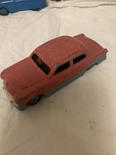 Dinky Toys - Ford Sedan