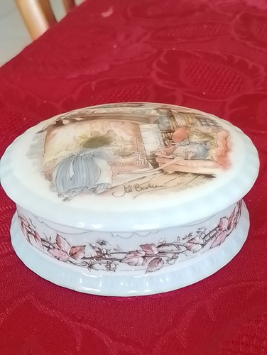 Royal doulton brambly - royal,