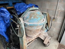 Barromix Commodore Industrial petrol Cement Mixer