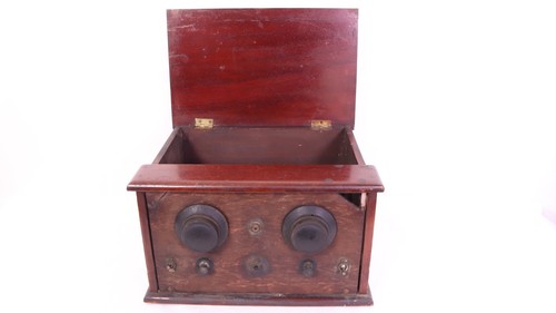 Vintage valve radio 1930s - valve,