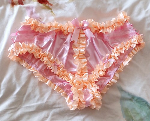 Cheeky girly sissy - pink, silk