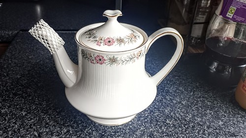 Paragon belinda teapot - 2, pt