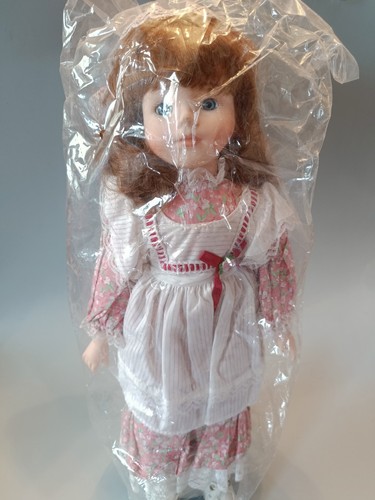 Collectible classic - collectible, 15"