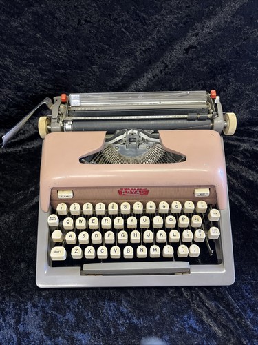Vtg 1958 royal futura - vtg,
