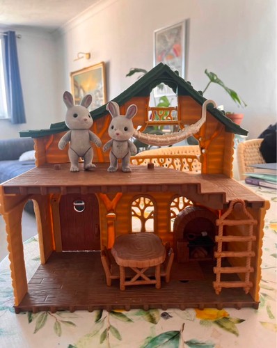Woodland log cabin doll - log,