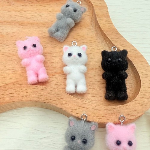 Handmade resin cat keyring - handmade,