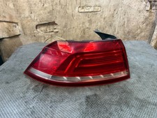 2015 VOLKSWAGEN PASSAT B8