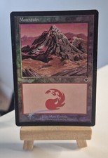 Mountain V1 Magic The Gathering Invasion set 343/350 foil card