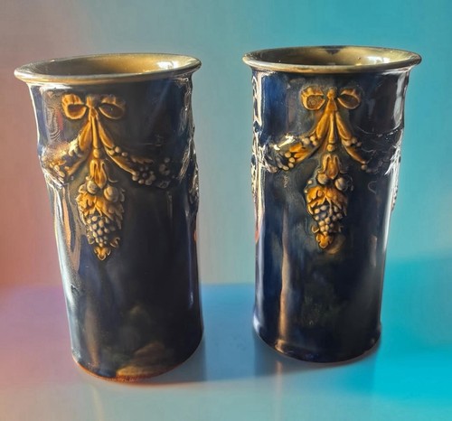 Royal doulton antique pair - doulton,
