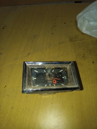 Mercedes w111 w112 clock - , fin