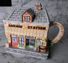 Ceramic Novelty Teapot