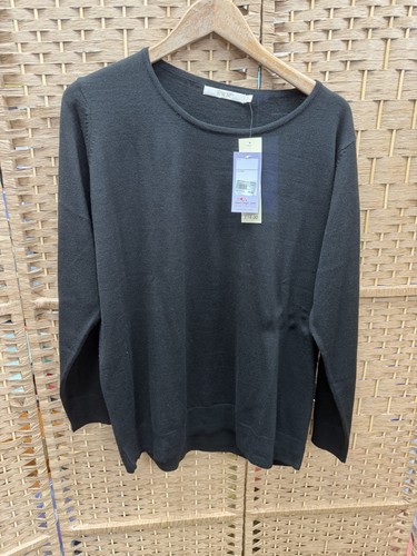 Black crew neck knitted - crew-neck,