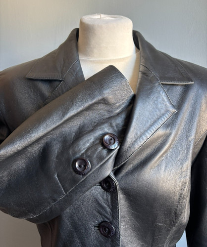 Black leather trench - black,