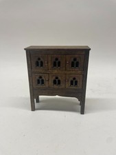 1:16th Scale Dolls House