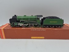 #2918 Hornby R380 Schools