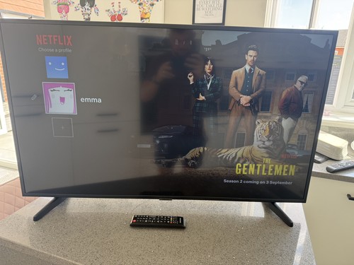 Samsung ue43tu7020kxxu - ue43tu7020kxxu, 43"