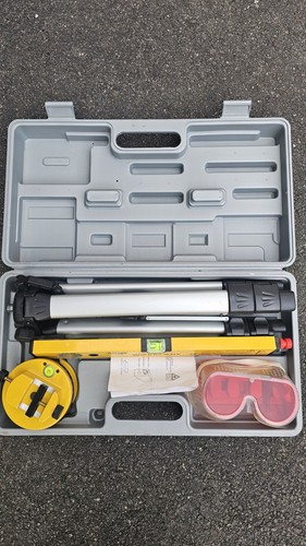 Workzone laser spirit level