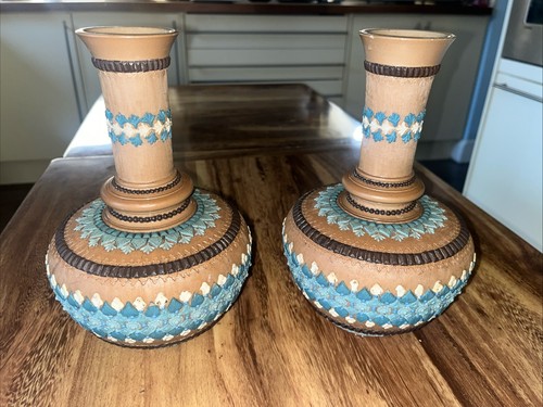 Pair doulton lambeth - a,