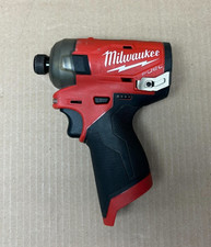 [Used] (2551-22) Milwaukee M12 FUEL™ SURGE™ 1/4" Hex Hydraulic Driver Kit