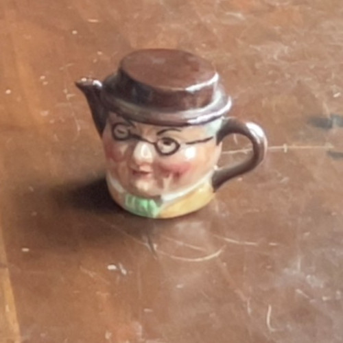 Vintge artone pottery toby jug - vintge,