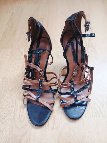Pied terre black tan - à,