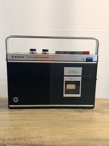 Vintage sanyo 2000g cassette - m,