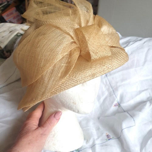 Vtg 80s cream straw bucket - straw,