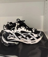 Balenciaga Runner Sneaker
