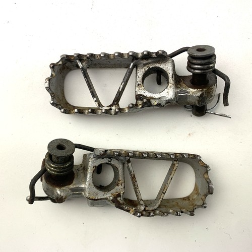 Oem foot pegs - oem, footrests