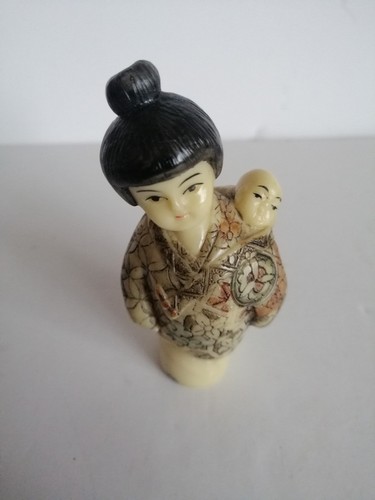 Okimono mother and child 5 - okimono, 8.5