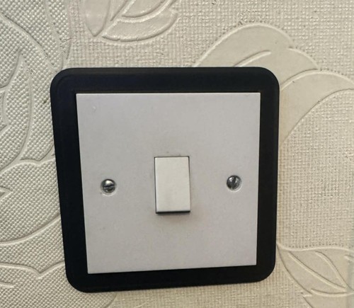 Single socket switch surround - single,