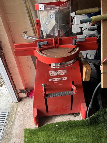 Framers corner charnwood - &,