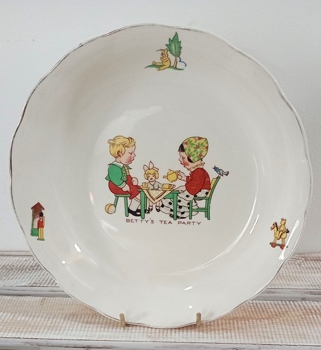 Vintage cream petal - bettys, tea