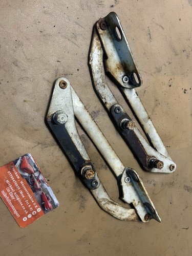 Ford cortina mk2 - ford, hinges